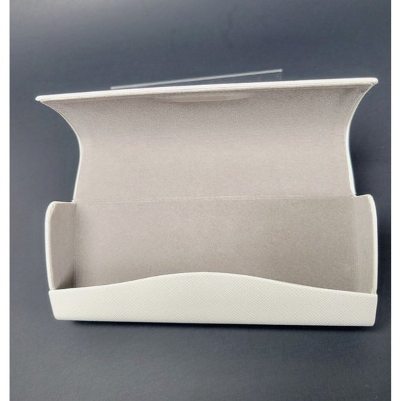 Ann Taylor Off White / Ivory Magnetic Glasses Hard Case | Silver Name Logo - Picture 7 of 12